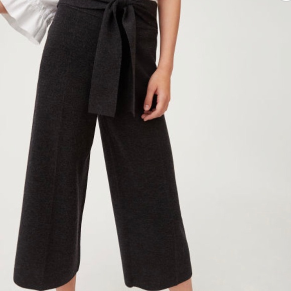 Club Monaco Pants - Club Monaco Merino Wool cropped pants